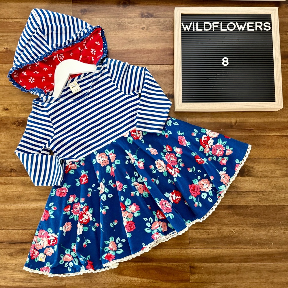 Wildflowers Happy Go Lucky Team Player Top 8 Blue Stripes Floral Red Hood Knit